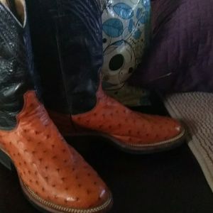 Justin women's quill ostrich boots size 7B